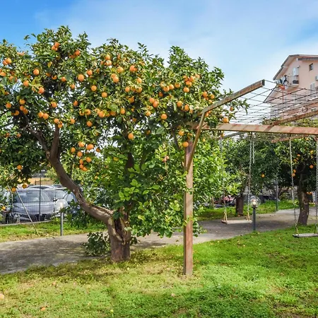 2 Bedroom Beautiful In 度假居 *